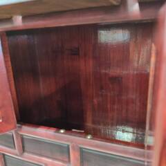 【愛品倶楽部柏店】デザインキャビネット 韓国家具 各所キズ多め ※カンヌキ部分は鍵欠品にて外せません。の画像