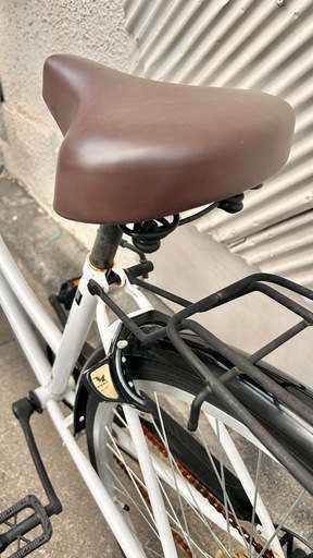《売約済》自転車 6段 変速 ギア 26インチ 街乗り 町乗り ママチャリ シティサイクル カゴ付き ライト付き 白 ホワイトcastanet CASTANET