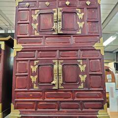 【愛品倶楽部柏店】デザインキャビネット 韓国家具 各所キズ多め ※カンヌキ部分は鍵欠品にて外せません。の画像