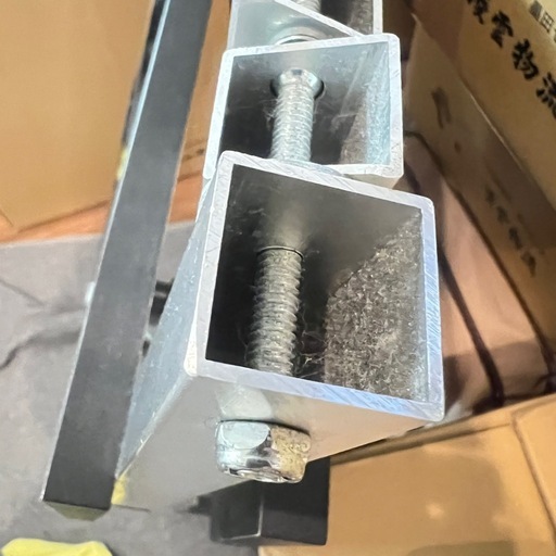 SOLD！折り畳み式　プロ用　トリミングテーブル