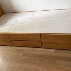 【ご成約】ニトリ　シングルベッドフレーム 収納付きの画像