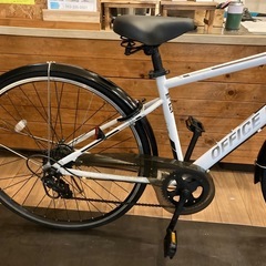 【前後タイヤ新品！】 LEDダイナモ　7段変速　700×28cシティクロス　ホワイトの画像