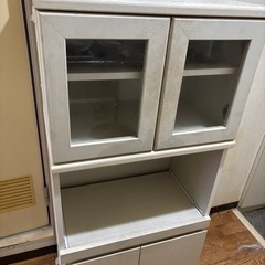 タイヤ付きキッチンボードの画像