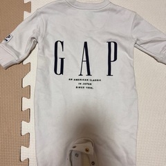 ベビー服 GAPの画像