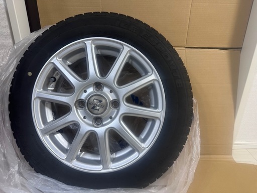 軽自動車スタッドレスタイヤ　155/65R14  21年製　引き取り限定