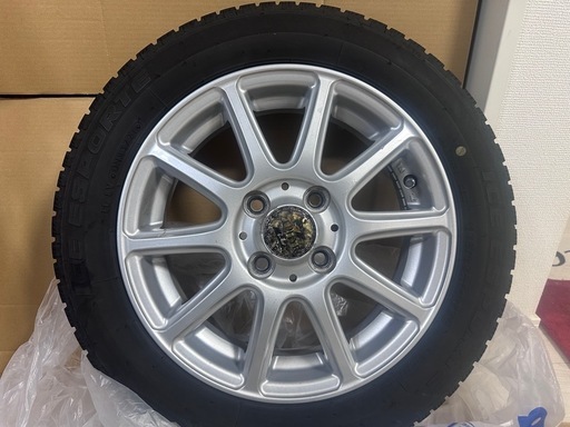 軽自動車スタッドレスタイヤ　155/65R14  21年製　引き取り限定　　