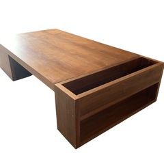 【ジ1201-01】引き出しも付いて収納たっぷり‼️木製ローテーブル センターテーブル やや傷ありの画像