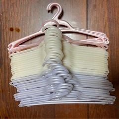 【取引中】こども用ハンガーの画像