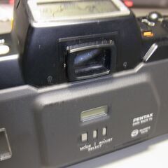075　PENTAX SF-7 一眼レフカメラ、オートフォーカス機能搭載、28-80mmレンズ付き。の画像