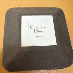 Christian Dior ネクタイピンとカフスセットの画像