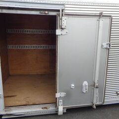 トラックコンテナ 箱 3200x1760x1910 鍵付 横扉付 アルミバン 冷凍冷蔵 保冷 倉庫 物置 ガレージ コンテナハウス 愛媛よりの画像