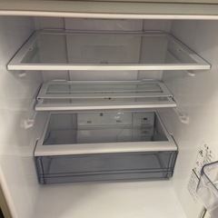 【来店いただける方限定】3ドア冷蔵庫　178L 【トレファク摂津店】の画像