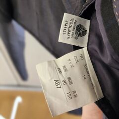 Vest , blazer unisex, 2hand blzer croptopの画像