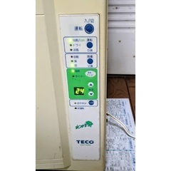 TECO 窓用ルームエアコン LK773ZNS 2003年製　＋　取り付け枠の画像
