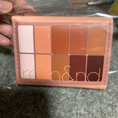 ロムアンド　財布の画像