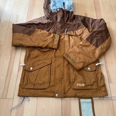 FILA    スキー&スノーボードウエアー上下セット
の画像