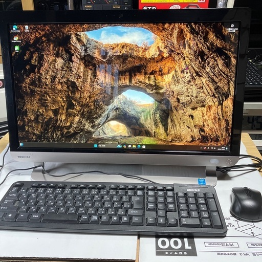 TOSHIBA デスクトップPC Windows TOSHIBA REGZA PC Win11 corei7SSD美品 (akira ) 鶴崎のデスクトップ