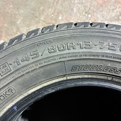 145/80R13 スタッドレスタイヤ　４本セット
の画像