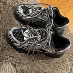 オールドオーダー　スニーカーの画像