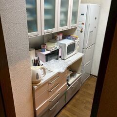 食器棚の画像