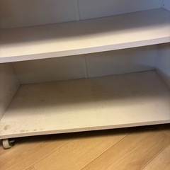 【無料】食器棚　白　ニトリ？の画像