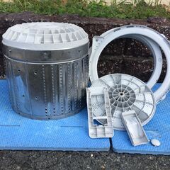 洗濯機の分解クリーニング行っています！配送設置込み　2018年製　ハイアール5.5K洗濯機　分解クリーニング済み！！の画像