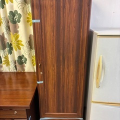 木製高級オフィス家具の画像