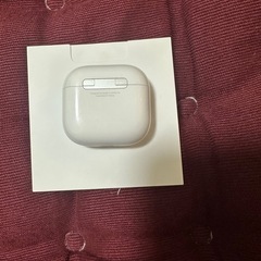 アップルairpods第4世代正規品の画像