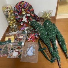 クリスマスツリーセット　オーナメント、ライト等付き　170〜180cmくらい の画像