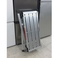 折りたたみ 足場台 3段 ステップ 作業台 ステップ台 耐荷重150kg 脚立 洗車 ☆ 札幌市 北区 屯田 の画像