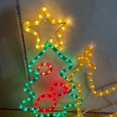 クリスマス　イルミネーション　クリスマスツリー　トナカイの画像