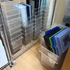 中古　昆虫ケース　中35個　大2個の画像