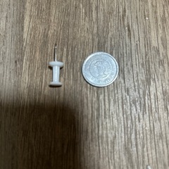 プッシュピン　白　いっぱいの画像