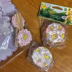 ティンカーベルのカップケーキスタンド＆カップ一式の画像