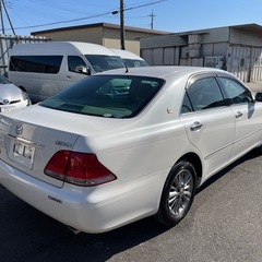 キレイ！ トヨタクラウンロイヤルサルーンの画像