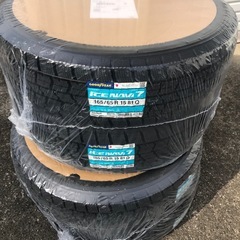 【新品】スタッドレスタイヤ4本セットグッドイヤー(GOODYEAR) 165/65R15 81Qの画像