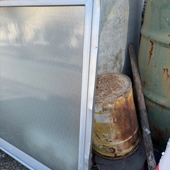 アルミサッシ　　2枚窓　中古の画像