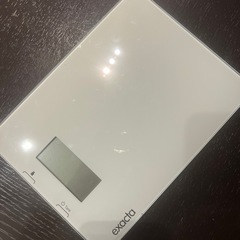SOLD！美品　キッチンデジタルスケール5キロ　今は電池が無いので動作確認なしの画像
