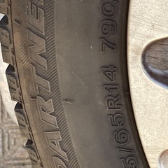 スタッドレスタイヤの画像