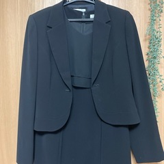 レディース　礼服　ブラックフォーマル　9号　ワンピースジャケット　　の画像