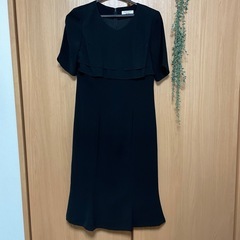 レディース　礼服　ブラックフォーマル　9号　ワンピースジャケット　　の画像