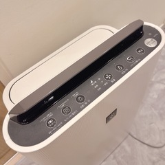 SHARP 加湿空気清浄機2017年製の画像