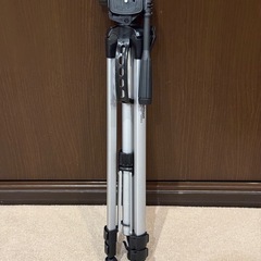 Amazonベーシック軽量三脚　カメラ用の画像