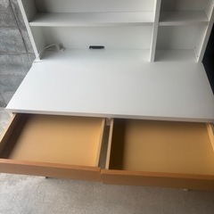 仕事テーブル　勉強机　の画像