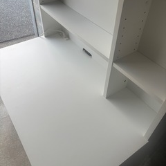 仕事テーブル　勉強机　の画像