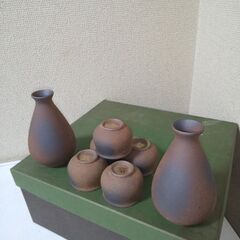 未使用　たち吉　酒器　盃5客　徳利2客計7客　深みのある土器みたいな酒器の画像