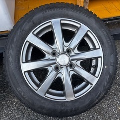 ブリヂストン　スタッドレスタイヤ　4本　の画像