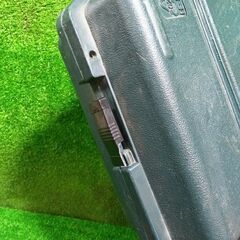 日立 CR13VB セーバーソー コード式 本体+ケース【市川行徳店】【店頭取引限定】【中古】※箱の止め具破損あり 管理番号：ITN4JBYI12WGの画像