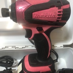 ②マキタ18vインパクトドライバTD146DX2中古美品オリジナルハウジングの画像