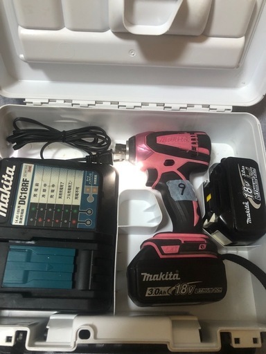 ②マキタ18vインパクトドライバTD146DX2中古美品オリジナルハウジング